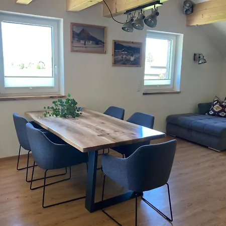 Mondsee-irrsee Apartamento *